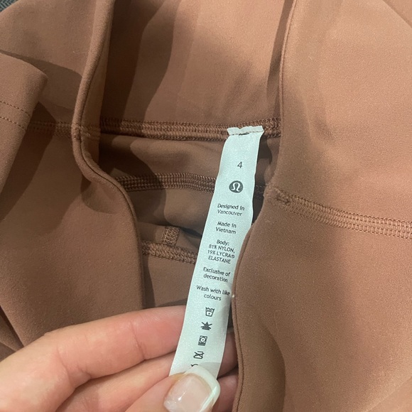 Lululemon Groove Super-High-Rise Crop 23" - Picture 3 of 10